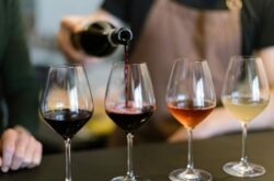 US winery tasting room trends revealed in new survey